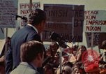 Immagine di Richard Nixon parla ai lavoratori di automobile durante la crisi energetica Saginaw Michigan USA, 1974, secondo 26 filmato di repertorio 65675073721