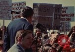 Immagine di Richard Nixon parla ai lavoratori di automobile durante la crisi energetica Saginaw Michigan USA, 1974, secondo 27 filmato di repertorio 65675073721