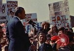 Immagine di Richard Nixon parla alla folla Saginaw Michigan USA, 1974, secondo 1 filmato di repertorio 65675073722