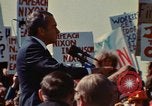 Immagine di Richard Nixon parla alla folla Saginaw Michigan USA, 1974, secondo 42 filmato di repertorio 65675073722