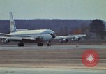 Standbild Air Force One Flugzeuge Saginaw Michigan USA, 1974, aus Sekunde 23 historischem Filmmaterial Videoclip 65675073725