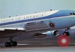 Standbild Air Force One Flugzeuge Saginaw Michigan USA, 1974, aus Sekunde 32 historischem Filmmaterial Videoclip 65675073725