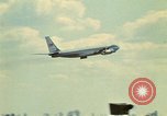 Standbild Air Force One Flugzeuge Saginaw Michigan USA, 1974, aus Sekunde 39 historischem Filmmaterial Videoclip 65675073725