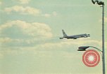 Standbild Air Force One Flugzeuge Saginaw Michigan USA, 1974, aus Sekunde 41 historischem Filmmaterial Videoclip 65675073725