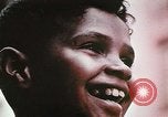Standbild amerikanische Kinder United States USA, 1968, aus Sekunde 14 historischem Filmmaterial Videoclip 65675073748