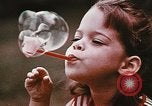 Standbild amerikanische Kinder United States USA, 1968, aus Sekunde 17 historischem Filmmaterial Videoclip 65675073748
