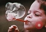 Standbild amerikanische Kinder United States USA, 1968, aus Sekunde 18 historischem Filmmaterial Videoclip 65675073748