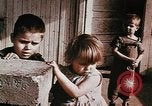 Standbild amerikanische Kinder United States USA, 1968, aus Sekunde 29 historischem Filmmaterial Videoclip 65675073748