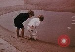 Standbild amerikanische Kinder United States USA, 1968, aus Sekunde 48 historischem Filmmaterial Videoclip 65675073748