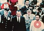 Standbild Richard Nixon Manila Philippinen, 1969, aus Sekunde 43 historischem Filmmaterial Videoclip 65675073763