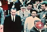 Standbild Richard Nixon Manila Philippinen, 1969, aus Sekunde 45 historischem Filmmaterial Videoclip 65675073763