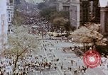 Standbild Demonstranten Washington DC USA, 1969, aus Sekunde 34 historischem Filmmaterial Videoclip 65675073765