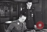 Standbild Heinrich von Helldorf Berlin Deutschland, 1935, aus Sekunde 16 historischem Filmmaterial Videoclip 65675073788