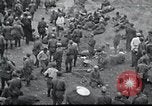 Immagine di Il polacco di prigionieri di guerra Polonia, 1940, secondo 14 filmato di repertorio 65675073791