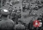 Immagine di Il polacco di prigionieri di guerra Polonia, 1940, secondo 16 filmato di repertorio 65675073791