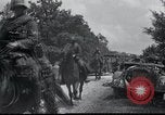 Standbild deutsche Truppen Frankreich, 1940, aus Sekunde 7 historischem Filmmaterial Videoclip 65675073799