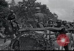 Standbild deutsche Truppen Frankreich, 1940, aus Sekunde 14 historischem Filmmaterial Videoclip 65675073799