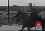 Standbild deutsche Truppen Frankreich, 1940, aus Sekunde 37 historischem Filmmaterial Videoclip 65675073799
