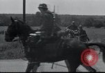 Standbild deutsche Truppen Frankreich, 1940, aus Sekunde 39 historischem Filmmaterial Videoclip 65675073799