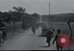Standbild deutsche Truppen Frankreich, 1940, aus Sekunde 51 historischem Filmmaterial Videoclip 65675073799