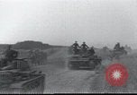 Standbild deutsche Truppen Frankreich, 1940, aus Sekunde 38 historischem Filmmaterial Videoclip 65675073801