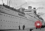 Standbild Jüdische Flüchtlinge Shanghai China, 1938, aus Sekunde 1 historischem Filmmaterial Videoclip 65675073823