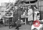 Standbild Jüdische Flüchtlinge Shanghai China, 1938, aus Sekunde 15 historischem Filmmaterial Videoclip 65675073823