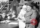 Standbild Jüdische Flüchtlinge Shanghai China, 1938, aus Sekunde 21 historischem Filmmaterial Videoclip 65675073823