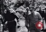 Standbild George Marschall Italien, 1944, aus Sekunde 8 historischem Filmmaterial Videoclip 65675073833