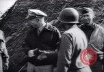 Standbild George Marschall Italien, 1944, aus Sekunde 41 historischem Filmmaterial Videoclip 65675073833
