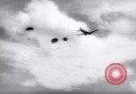 Standbild Vereinigten Staaten Truppen Noemfoor Indonesien, 1944, aus Sekunde 32 historischem Filmmaterial Videoclip 65675073840
