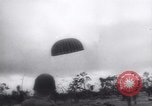 Standbild Vereinigten Staaten Truppen Noemfoor Indonesien, 1944, aus Sekunde 42 historischem Filmmaterial Videoclip 65675073840