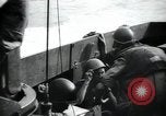Standbild Underwater demolition Team Balikpapan Borneo Indonesien, 1945, aus Sekunde 4 historischem Filmmaterial Videoclip 65675073846