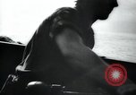 Standbild Underwater demolition Team Balikpapan Borneo Indonesien, 1945, aus Sekunde 18 historischem Filmmaterial Videoclip 65675073846