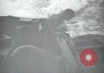 Standbild Underwater demolition Team Balikpapan Borneo Indonesien, 1945, aus Sekunde 24 historischem Filmmaterial Videoclip 65675073846