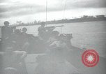 Standbild Underwater demolition Team Balikpapan Borneo Indonesien, 1945, aus Sekunde 30 historischem Filmmaterial Videoclip 65675073846
