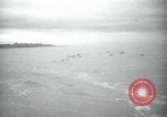 Standbild Underwater demolition Team Balikpapan Borneo Indonesien, 1945, aus Sekunde 52 historischem Filmmaterial Videoclip 65675073846
