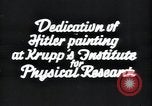 Standbild Gemälde von Adolf Hitler Deutschland, 1934, aus Sekunde 8 historischem Filmmaterial Videoclip 65675073852