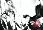 Standbild Gemälde von Adolf Hitler Deutschland, 1934, aus Sekunde 16 historischem Filmmaterial Videoclip 65675073852