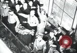 Standbild Gemälde von Adolf Hitler Deutschland, 1934, aus Sekunde 33 historischem Filmmaterial Videoclip 65675073852