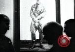 Standbild Gemälde von Adolf Hitler Deutschland, 1934, aus Sekunde 53 historischem Filmmaterial Videoclip 65675073852