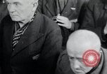 Image les aumôniers Allemagne, 1945, de la seconde 28 séquences d'archives historiques vidéo 65675073857