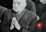 Image les aumôniers Allemagne, 1945, de la seconde 30 séquences d'archives historiques vidéo 65675073857