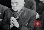 Image les aumôniers Allemagne, 1945, de la seconde 38 séquences d'archives historiques vidéo 65675073857