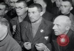 Image les aumôniers Allemagne, 1945, de la seconde 58 séquences d'archives historiques vidéo 65675073857