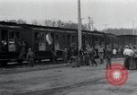 Immagine di Orfani ebraica da Buchenwald Campo di Concentramento seconda guerra mondiale Weimar in Germania, 1945, secondo 9 filmato di repertorio 65675073867