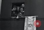 Immagine di Orfani ebraica da Buchenwald Campo di Concentramento seconda guerra mondiale Weimar in Germania, 1945, secondo 17 filmato di repertorio 65675073867