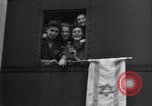 Immagine di Orfani ebraica da Buchenwald Campo di Concentramento seconda guerra mondiale Weimar in Germania, 1945, secondo 19 filmato di repertorio 65675073867