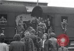 Immagine di Orfani ebraica da Buchenwald Campo di Concentramento seconda guerra mondiale Weimar in Germania, 1945, secondo 42 filmato di repertorio 65675073867