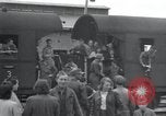 Immagine di Orfani ebraica da Buchenwald Campo di Concentramento seconda guerra mondiale Weimar in Germania, 1945, secondo 44 filmato di repertorio 65675073867